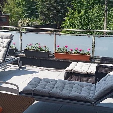 Liege 4420 Rue Jean Jaures 45 Grande Maison Joyeuse Avec Terrasse 30M2 Pour 8 Personnes Maximum Saint-Nicolas  Exterior photo